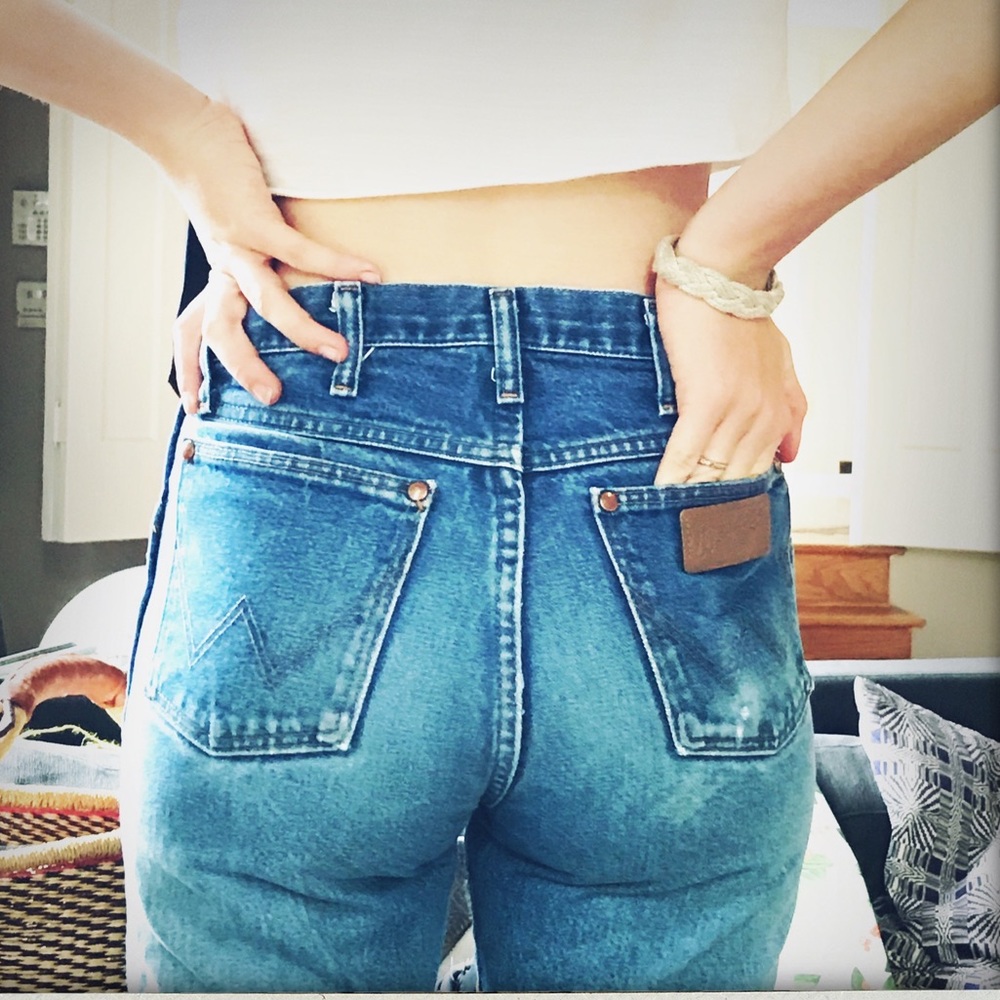 Wrangler Vintage high waisted jeans.